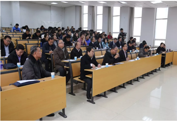 鸿德学院举行2018年度处级干部考核述职大会