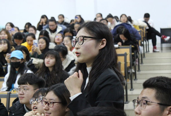 知识竞赛论学识，鸿德旅管显风采