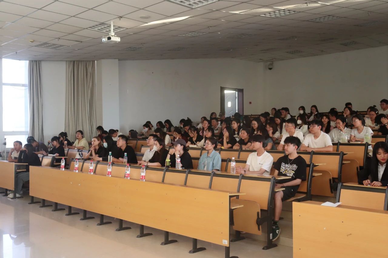 学生干部培训课程||博学笃行做优秀学生干部【第九期】